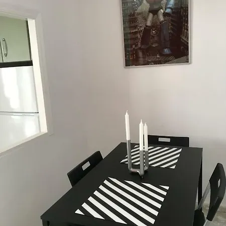Duplex Alameda Apartment *